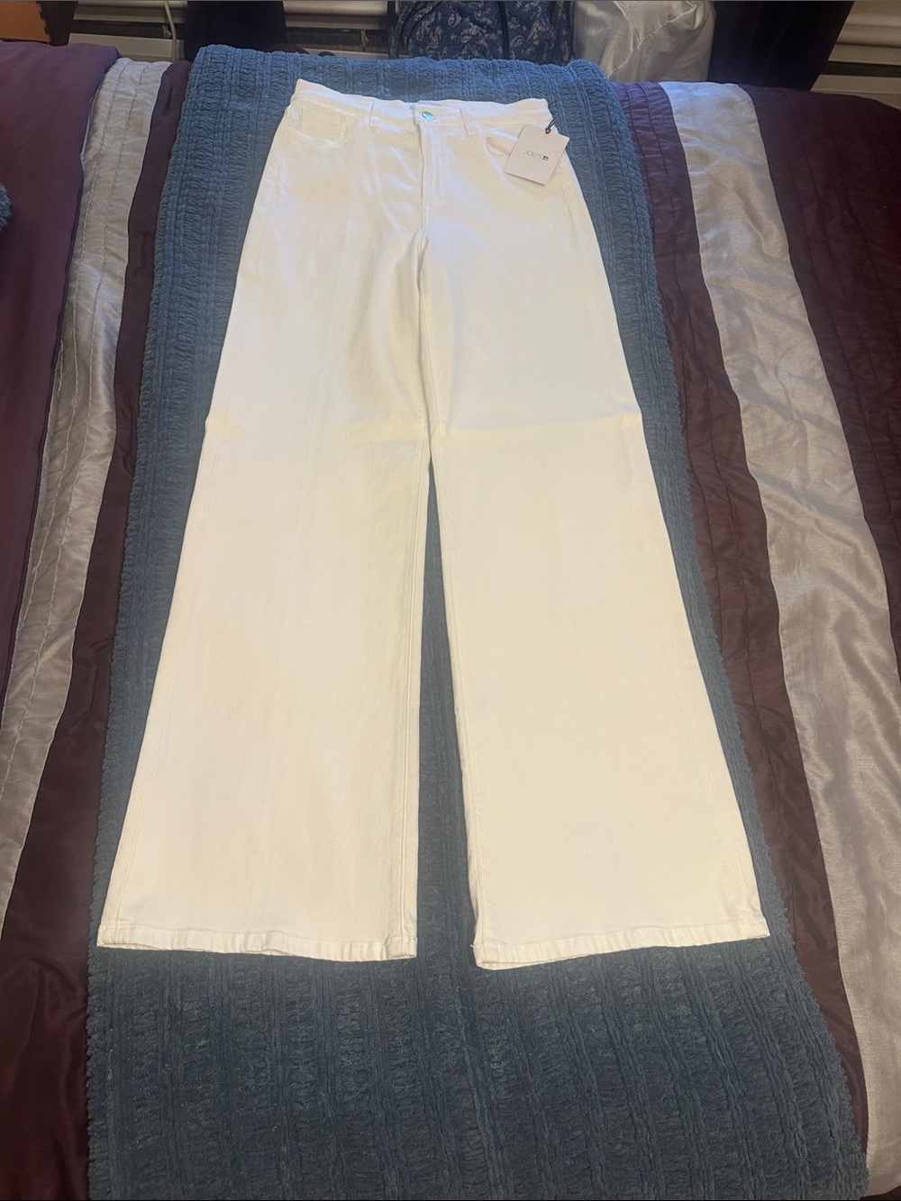 Joe’s “The Mia” high rise Wide-Leg white Jeans - size 28 *NWT*